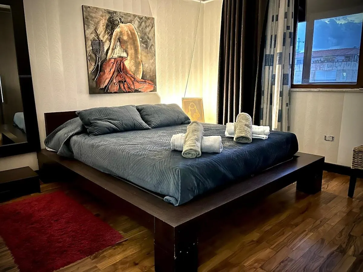 Apartament Blloku Central Penthouse Tirana